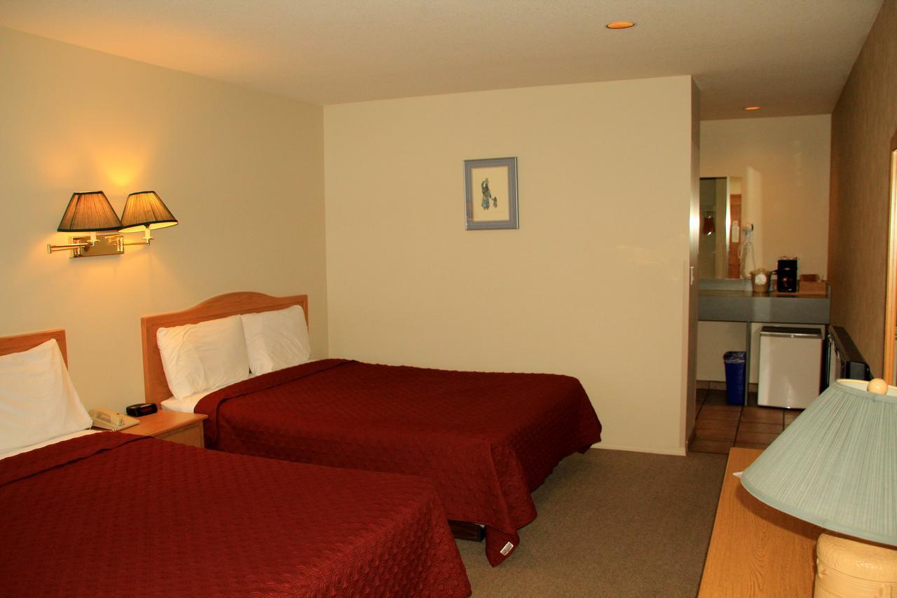 Cariboo Lodge Clinton Exterior foto