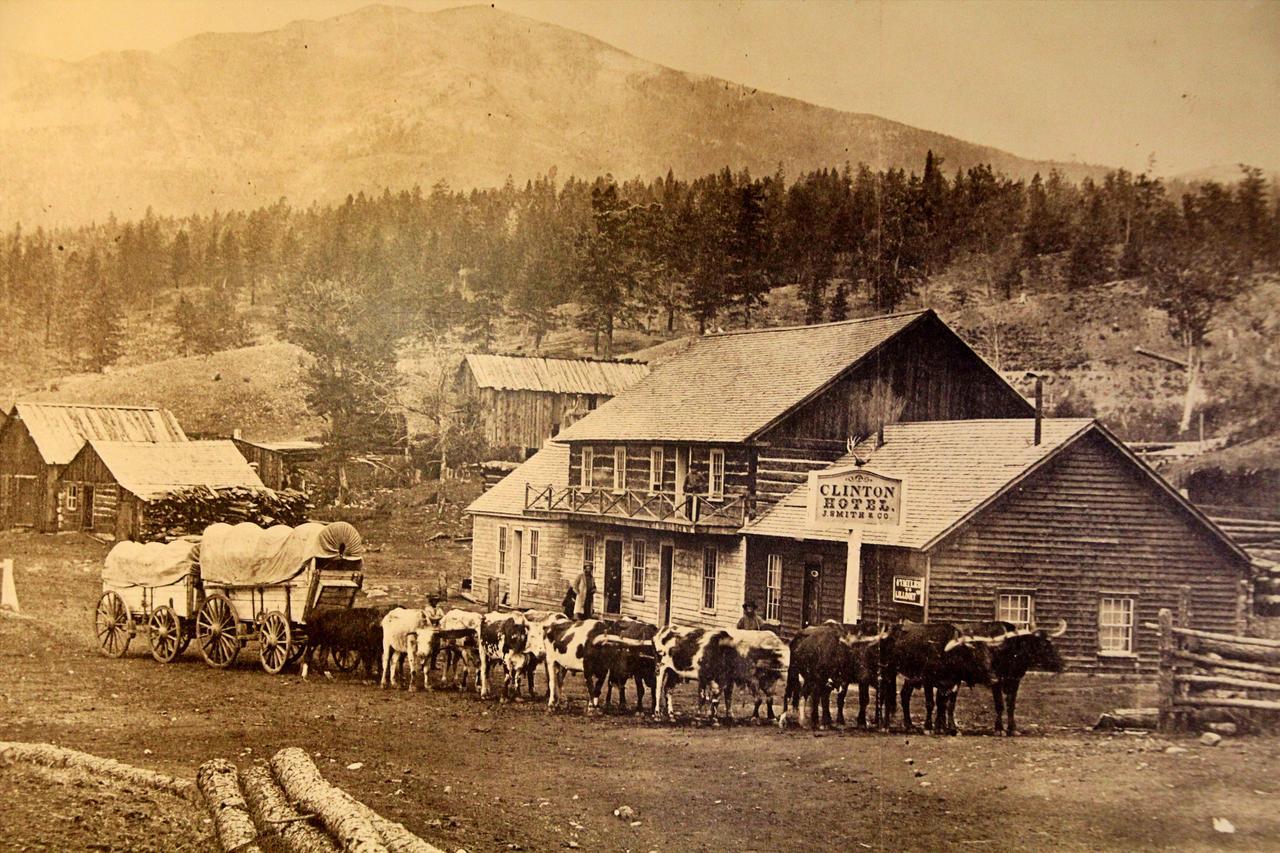 Cariboo Lodge Clinton Exterior foto
