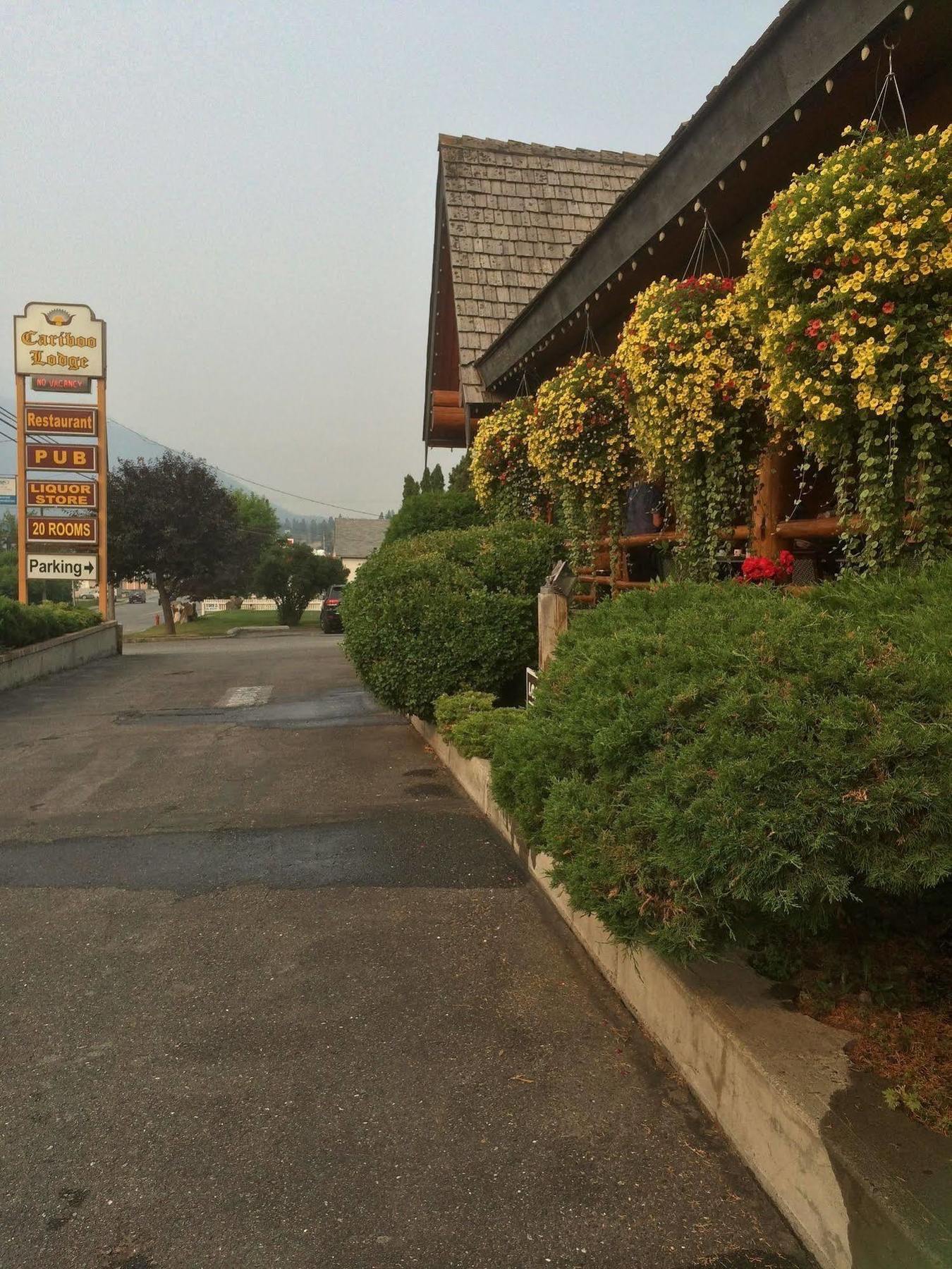 Cariboo Lodge Clinton Exterior foto